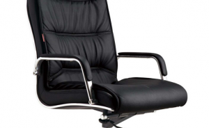 購買合適的辦公椅，對腰椎頸椎都有好處。