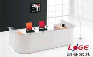 前臺(tái)辦公桌保養(yǎng)，一定要注意這幾點(diǎn)。