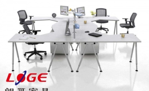 為什么定制辦公家具如此受各企業(yè)的歡迎呢？